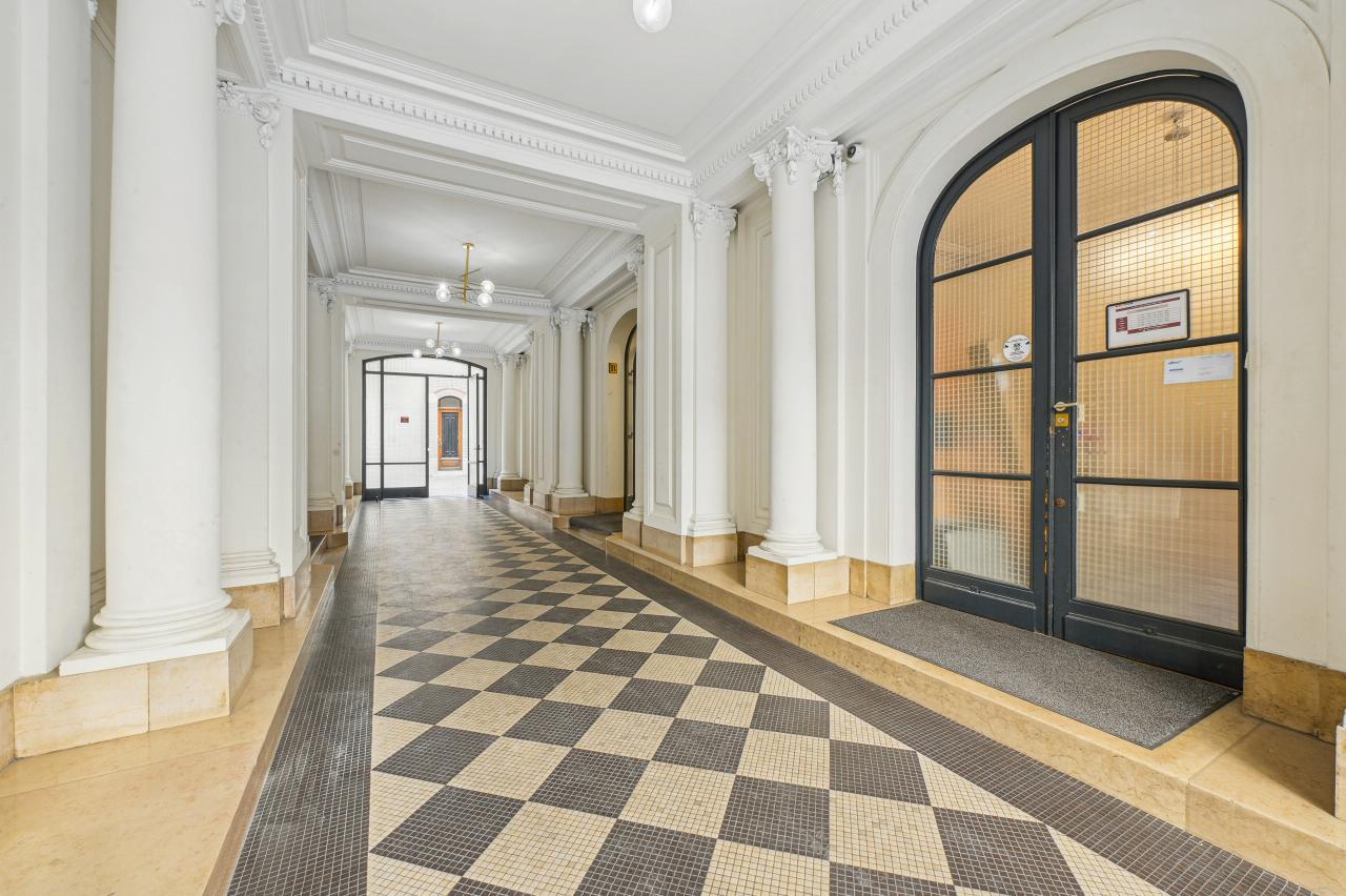 Bureau Paris 212m² Location bureau Paris OLBUR2427035 2